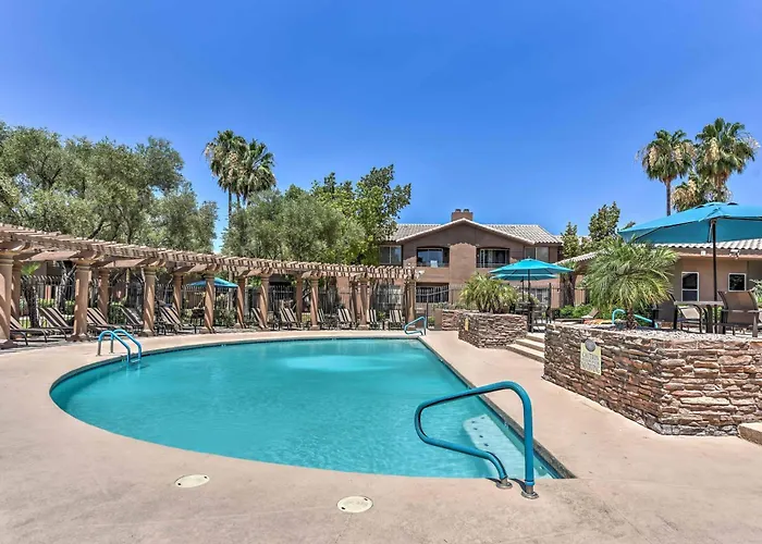 Dom wakacyjny Shop & Golf! Gem W/ Pool Access In