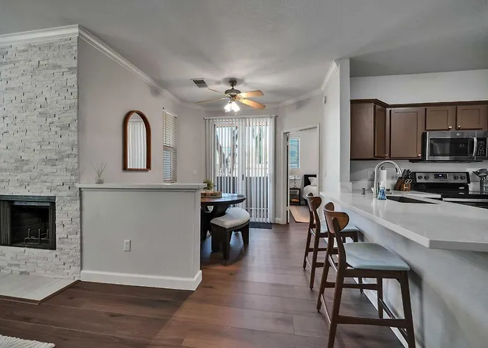 Shop & Golf! Gem W/ Pool Access In Dom wakacyjny *